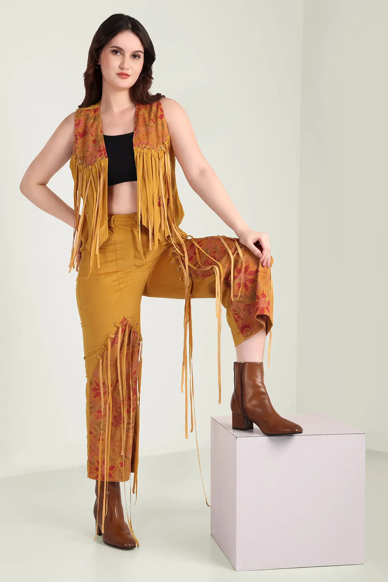 ecomm female shoot